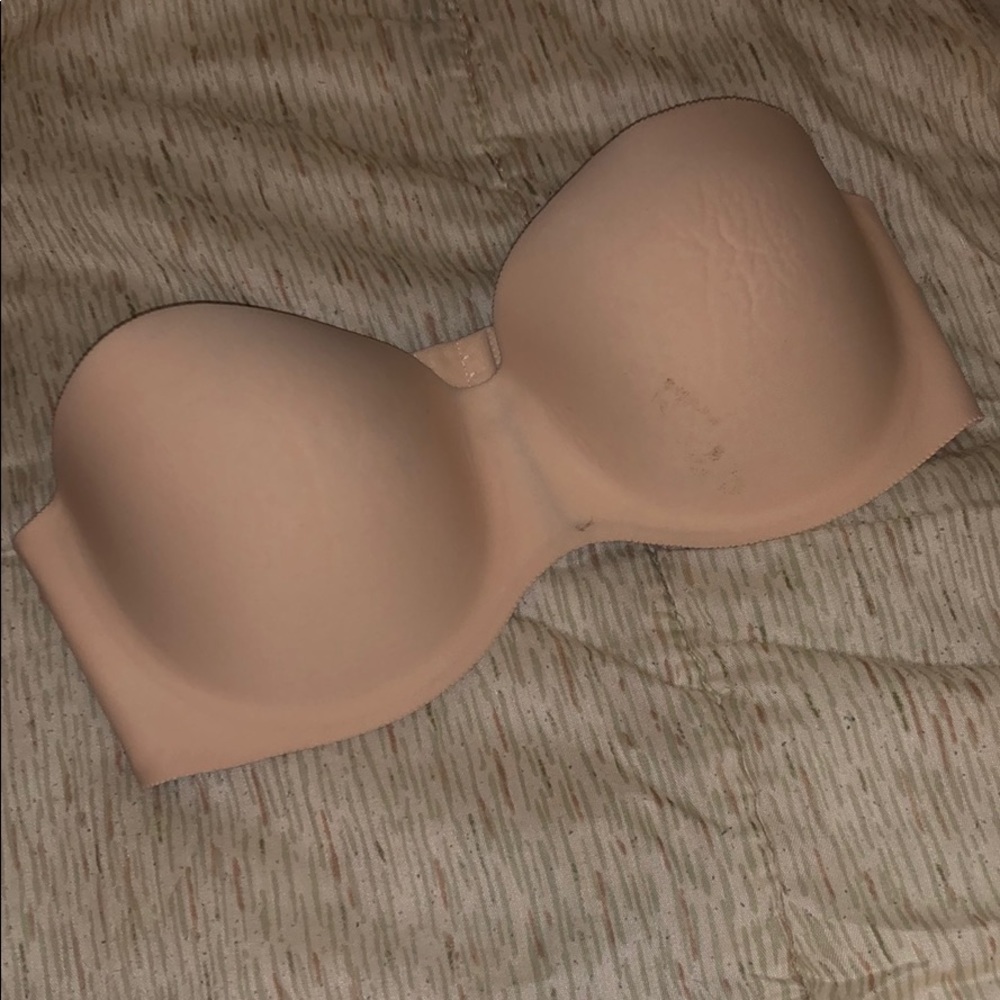 Nude strapless bra